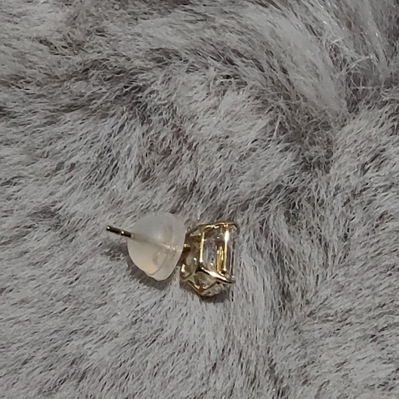 14k gold earrings. Zircons. - Picture 5 of 5